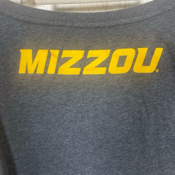 Nike Womens XL Gray Yellow Mizzou Tigers Athletic Graphic T-Shirt - Picture 6 of 7